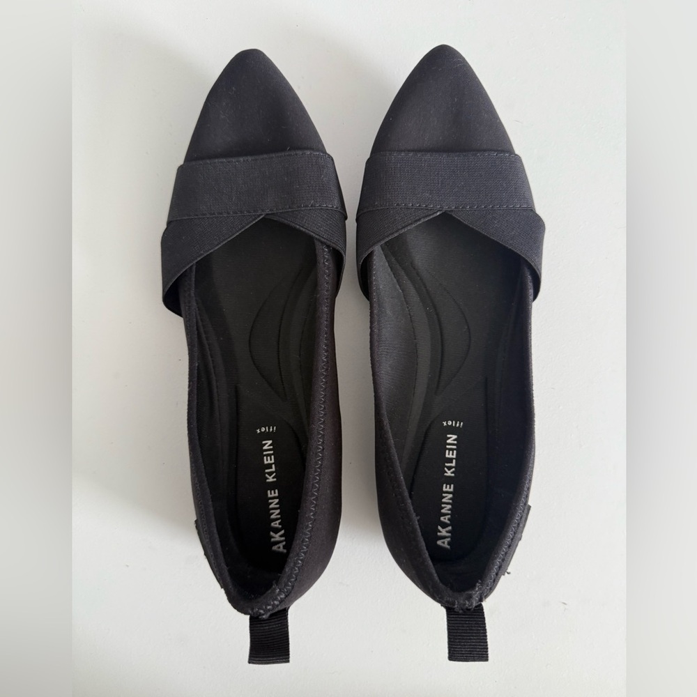 Anne Klein Black Womens Flats - Picture 2 of 6